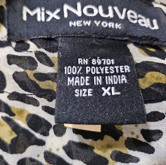 📣Mix Nouveau Ladies Tunic /  Swim Coverup Size XL Shell 🐚 & Bead Sleeve/Neck - Picture 4 of 4